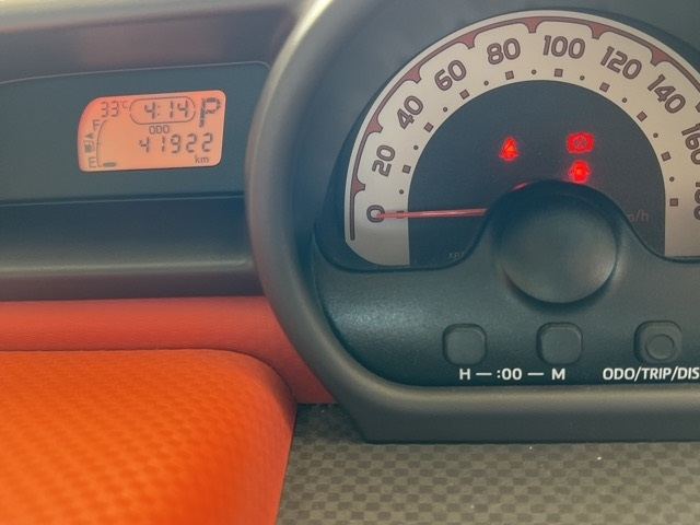 TOYOTA PORTE 2012