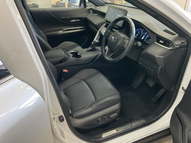 TOYOTA HARRIER 2023