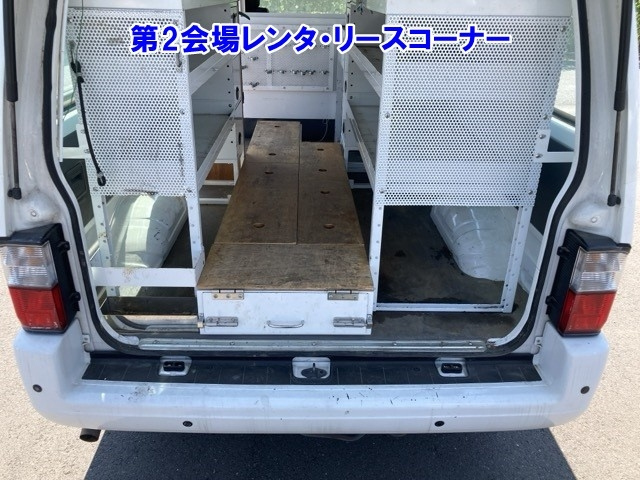 MAZDA BONGO VAN 2017