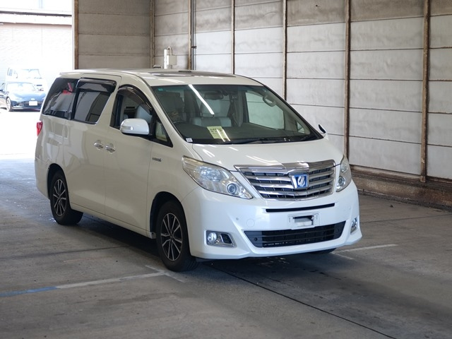 TOYOTA ALPHARD 2013
