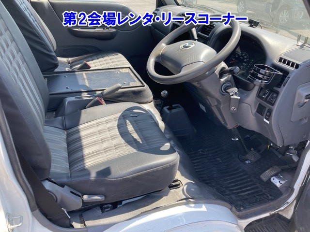 MAZDA BONGO VAN 2017