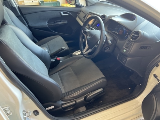 HONDA INSIGHT 2013