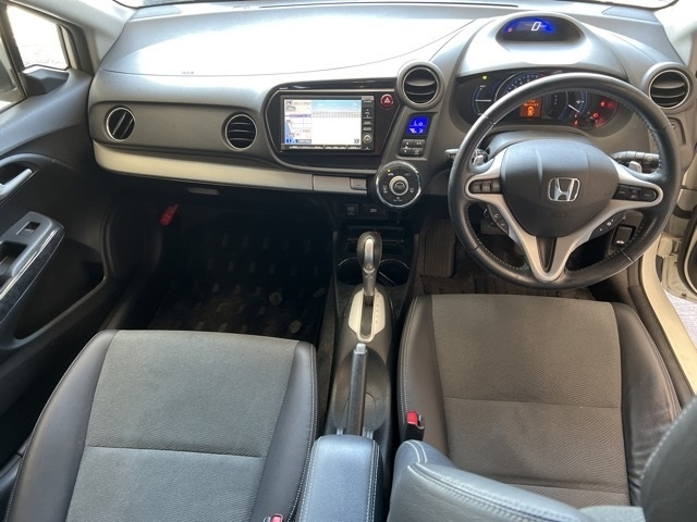 HONDA INSIGHT 2013