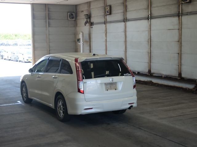 HONDA STREAM 2009