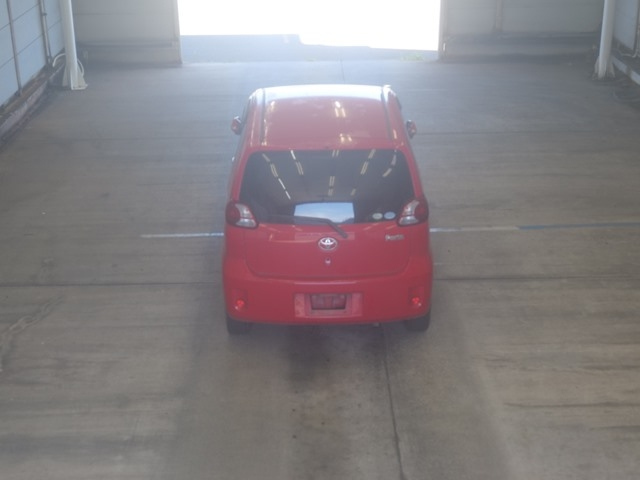 TOYOTA PORTE 2012