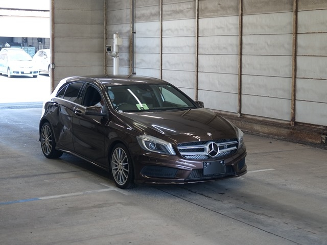 MERCEDES BENZ A CLASS 2015