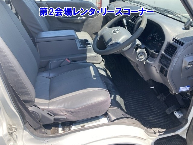 MAZDA BONGO VAN 2010