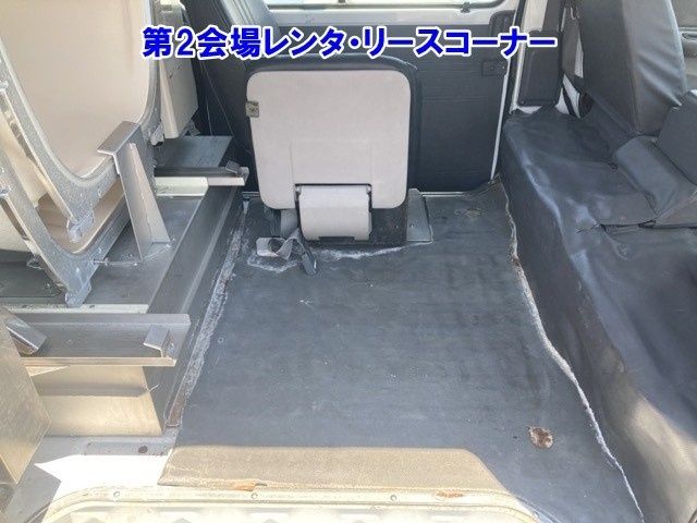 MAZDA BONGO VAN 2010