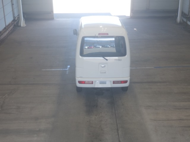 DAIHATSU HIJET VAN 2015