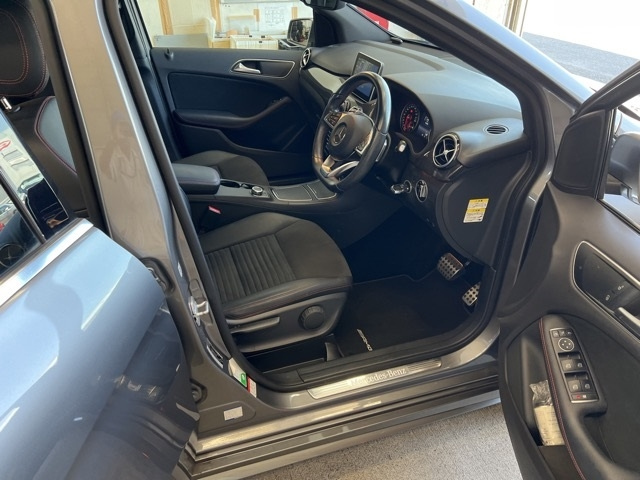MERCEDES BENZ B CLASS 2015