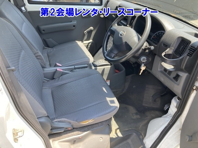 NISSAN CLIPPER VAN 2013
