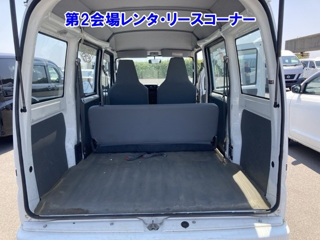 NISSAN CLIPPER VAN 2013