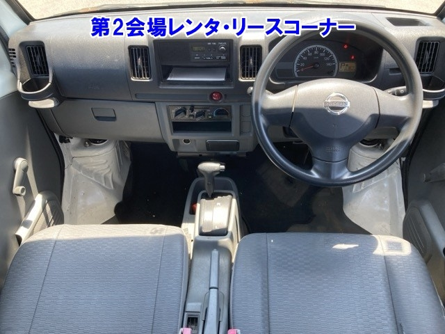NISSAN CLIPPER VAN 2013