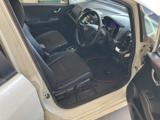 HONDA FIT SHUTTLE 2012