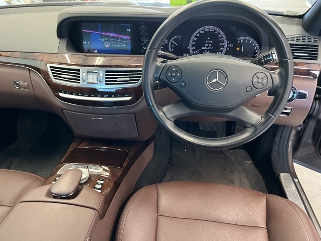 MERCEDES BENZ S CLASS 2011