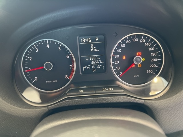 VOLKSWAGEN POLO 2012