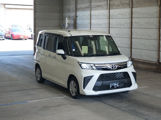 TOYOTA ROOMY 2022