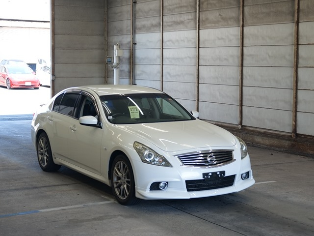 NISSAN SKYLINE 2011
