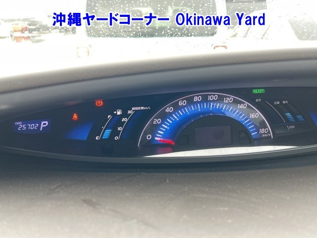 TOYOTA ESTIMA HYBRID 2015