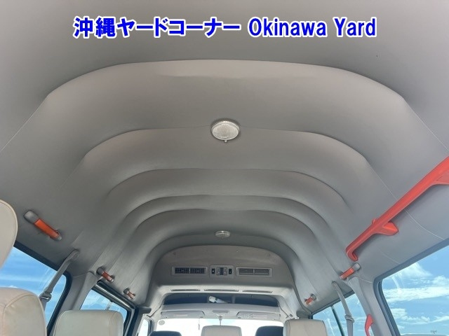 NISSAN CARAVAN BUS 2009