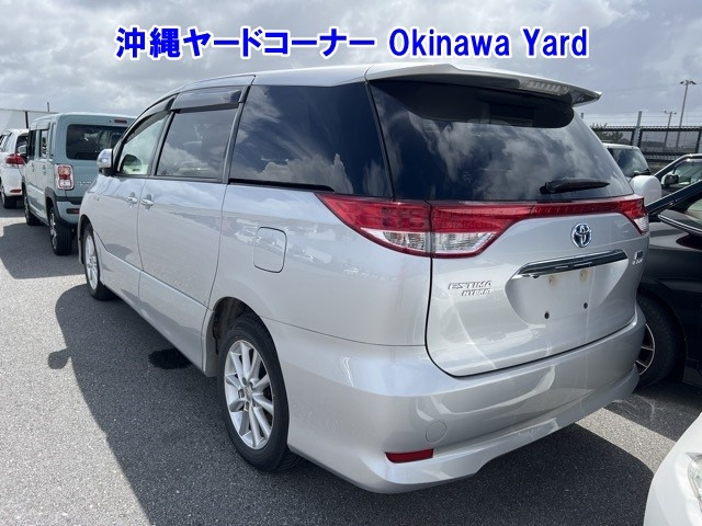 TOYOTA ESTIMA HYBRID 2015