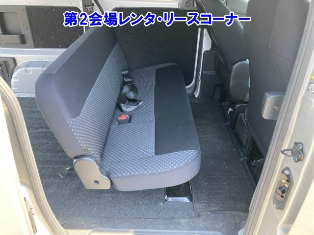 NISSAN NV200 2017