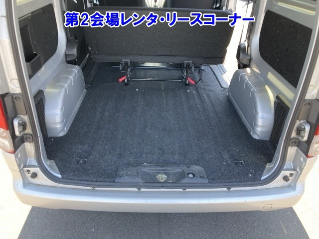 NISSAN NV200 2017