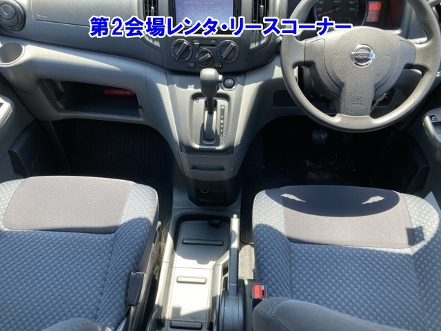 NISSAN NV200 2017