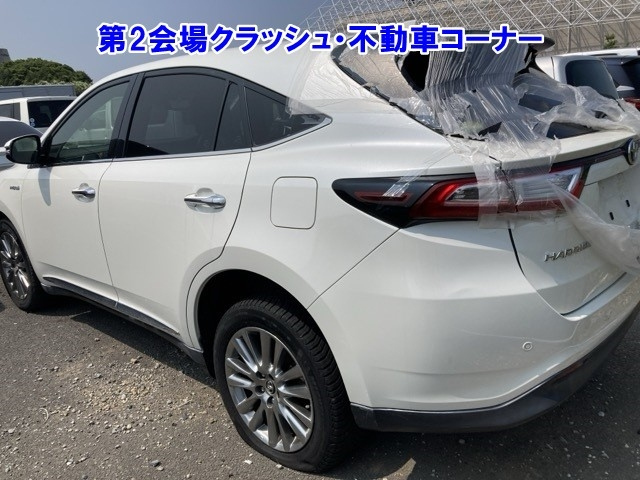TOYOTA HARRIER 2017