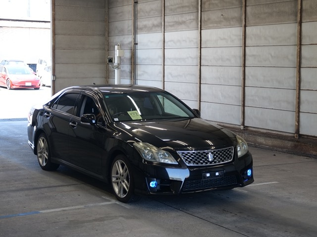 TOYOTA CROWN 2010
