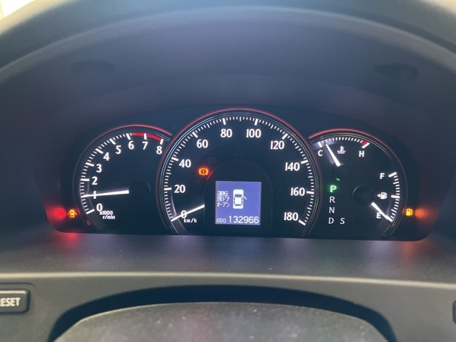TOYOTA CROWN 2010