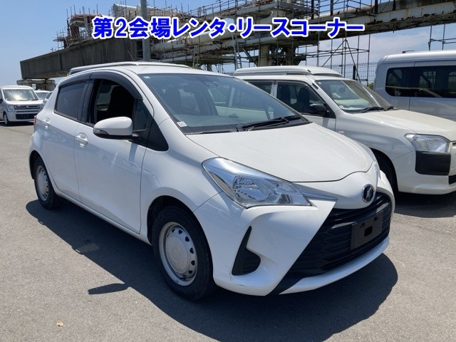 TOYOTA VITZ 2018