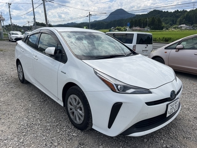 TOYOTA PRIUS 2019