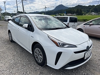 TOYOTA PRIUS 2019