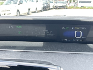 TOYOTA PRIUS 2019