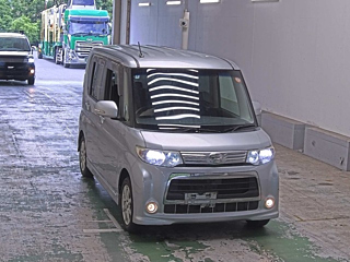 DAIHATSU TANTO 2013