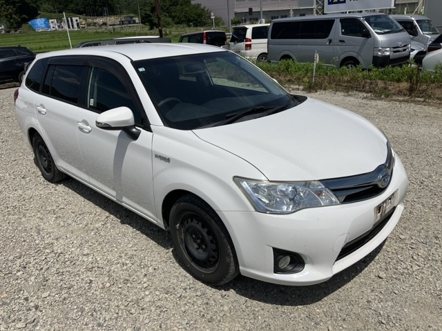 TOYOTA COROLLA FIELDER 2014