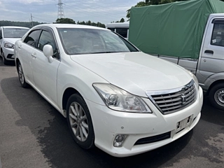 TOYOTA CROWN 2012
