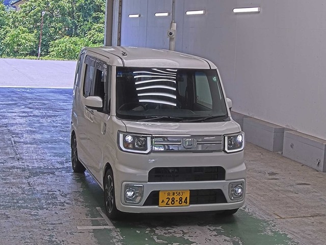 DAIHATSU WAKE 2017