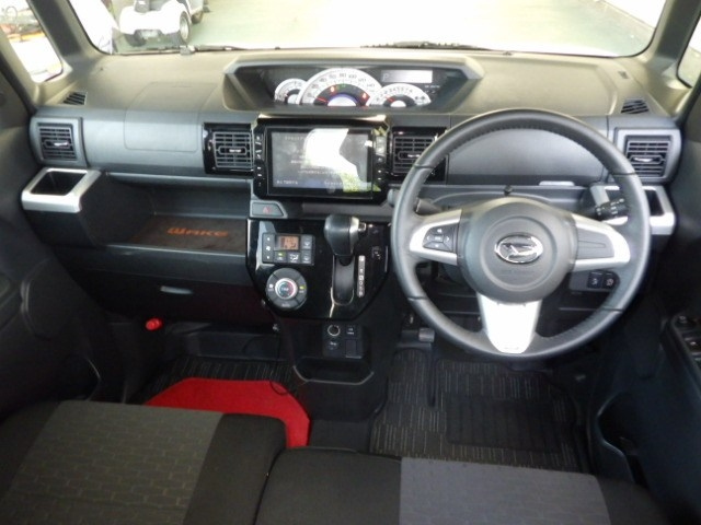 DAIHATSU WAKE 2017