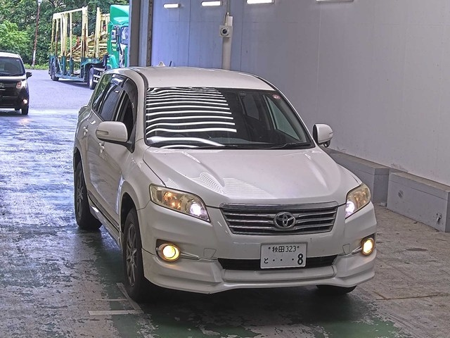 TOYOTA VANGUARD 2010