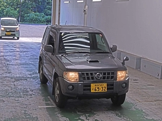 NISSAN KIX 2008