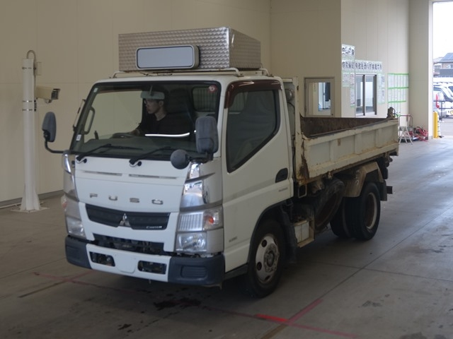 MITSUBISHI CANTER 2012