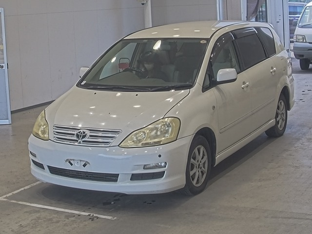 TOYOTA IPSUM 2008