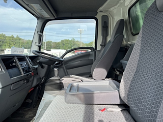 ISUZU ELF 2018