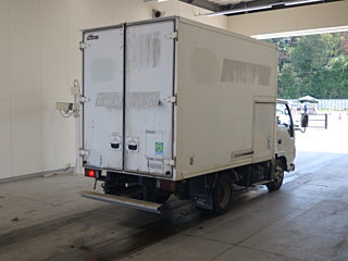 ISUZU ELF 2010