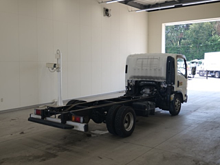 ISUZU ELF 2018