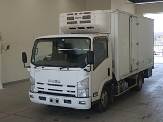 ISUZU ELF 2013
