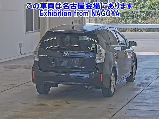 TOYOTA PRIUS ALPHA 2014
