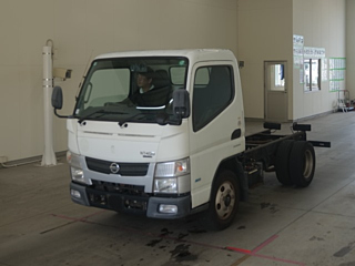 NISSAN ATLAS 2014